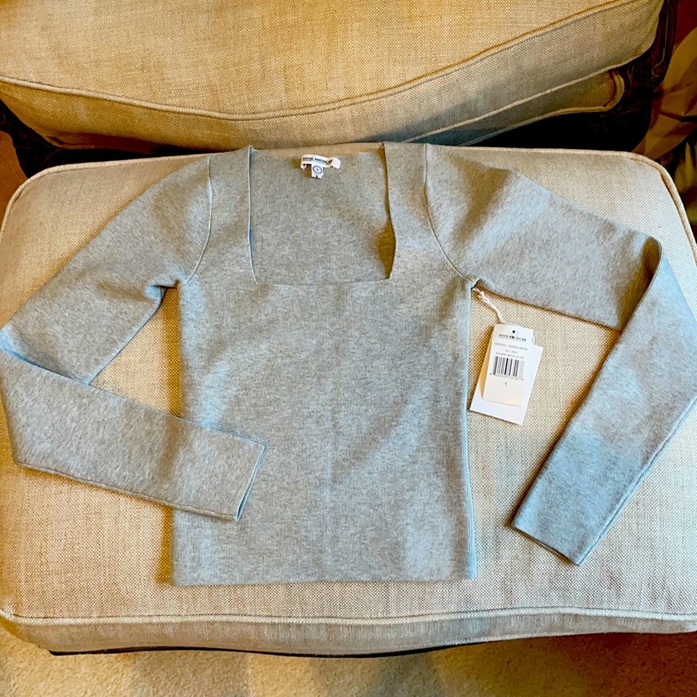 New with tags crop top